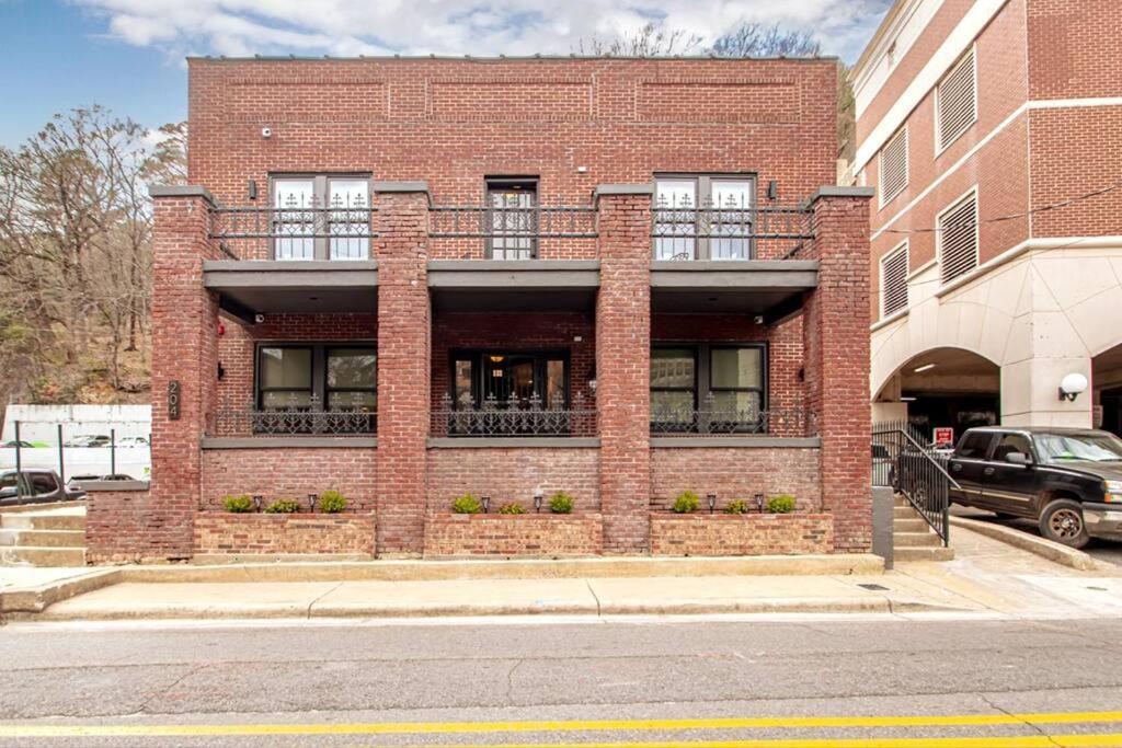 Steps To Bathhouses, Historic Studio, King Bed, Room # 101 Hot Springs Exterior photo